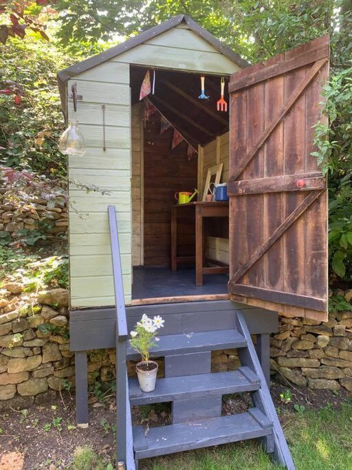 Beautiful Georgian Cottage Within A Private Walled Garden オークハム エクステリア 写真