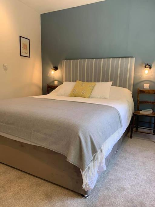 Beautiful Georgian Cottage Within A Private Walled Garden オークハム エクステリア 写真